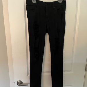 Black skinny jeans